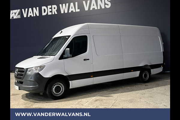 Mercedes-Benz Sprinter 315 CDI 150pk L3H2 Euro6 Airco | Camera | Apple Carplay | Android Auto Parkeersensoren, Bijrijdersbank