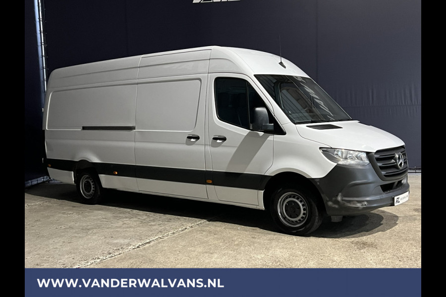 Mercedes-Benz Sprinter 315 CDI 150pk L3H2 Euro6 Airco | Camera | Apple Carplay | Android Auto Parkeersensoren, Bijrijdersbank