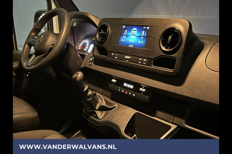 Mercedes-Benz Sprinter 315 CDI 150pk L3H2 Euro6 Airco | Camera | Apple Carplay | Android Auto Parkeersensoren, Bijrijdersbank