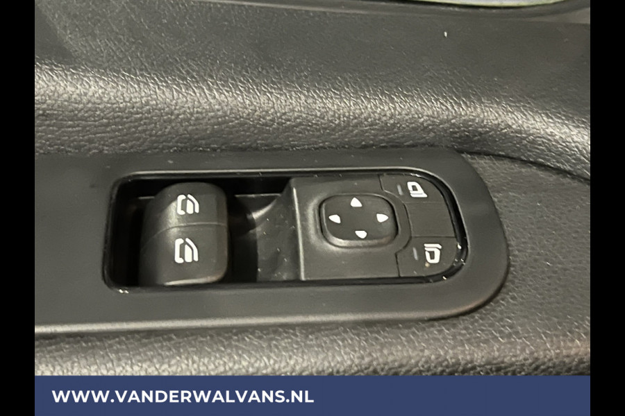 Mercedes-Benz Sprinter 315 CDI 150pk L3H2 Euro6 Airco | Camera | Apple Carplay | Android Auto Parkeersensoren, Bijrijdersbank