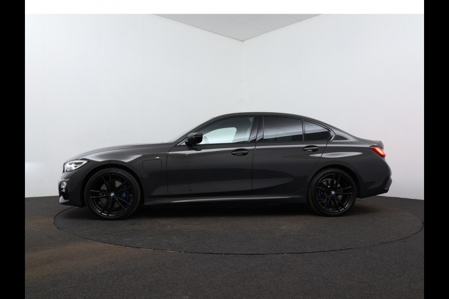 BMW 3-serie 330e High Executive M-Sport | Panorama | Individual |