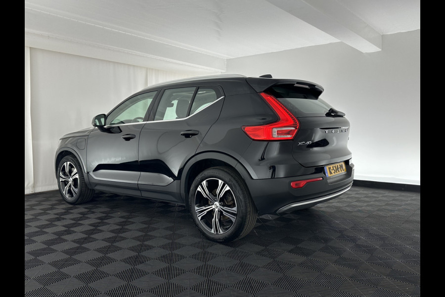 Volvo XC40 1.5 T5 Recharge Business Pro (INCL-BTW) *PANO | FULL-LEATHER | DIGI-COCKPIT | FULL-LED | BLIS | LANE-ASSIST | NAVI-FULLMAP | BLIND-SPOT | CAMERA | DAB+ | ECC | PDC | CRUISE | COMFORT-SEATS |  19"ALU*