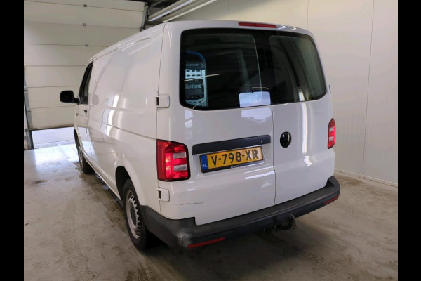 Volkswagen Transporter 2.0 TDI L1H1 Airco Comfortstoel Trekhaak Radio Bluetooth Slechts 75000 km! NL Auto Euro6