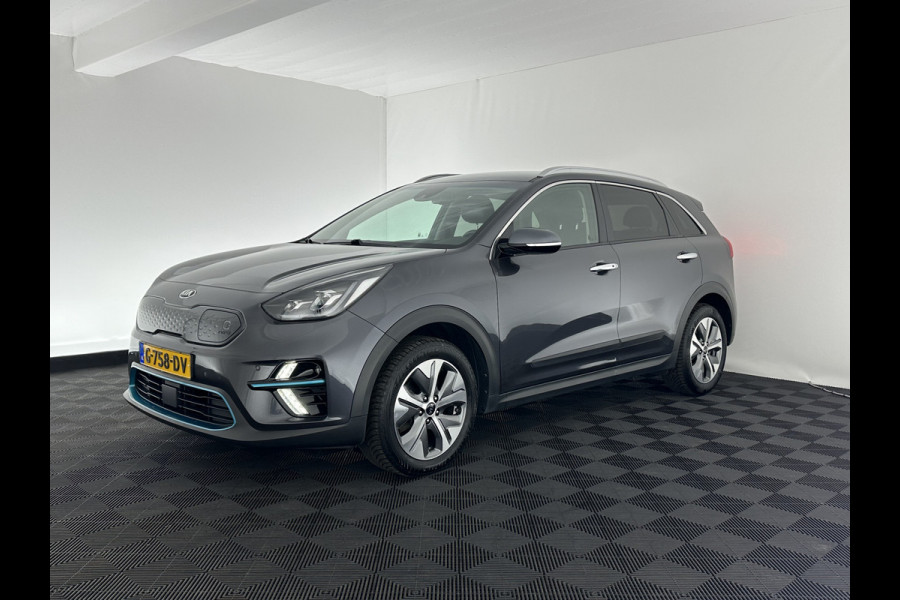 Kia e-Niro ExecutiveLine 64 kWh (INCL-BTW) Aut. *VOLLEDER | JBL-SOUND | FULL-LED | NAVI-FULLMAP | DAB | ADAPT.CRUISE | CAMERA | MEMORY-PACK | LANE-ASSIST | KEYLESS | DIGI-COCKPIT | SHIFT-PADDLES | COMFORT-SEATS | 17"ALU*