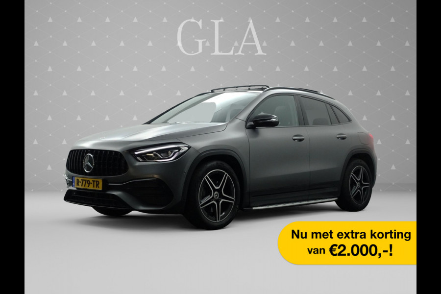 Mercedes-Benz GLA 200 AMG Night Edition Aut- Panodak I Leer I Widescreen I Sfeerverlichting I Matt grey