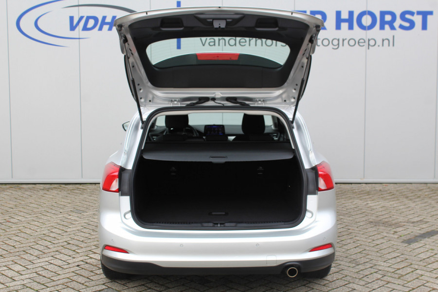 Ford FOCUS Wagon 1.0-125pk EcoBoost Mild-hybrid Titanium. Mooie, ruime, luxe en comfortabele Ford Focus wagon. Volautm. airco dual, camera, easy entry/easy go, stoel-, stuur- en voorraamverw., cruise control, Isofix, side- en lane assist, parkeersensoren v+a, LM wielen etc.