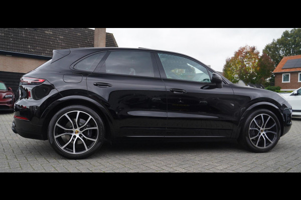 Porsche Cayenne 3.0 E-Hybrid | Sport Chrono | Bose Sound | Panorama | Luchtvering | incl BTW | Memory stoelen | Luxe leder | LED