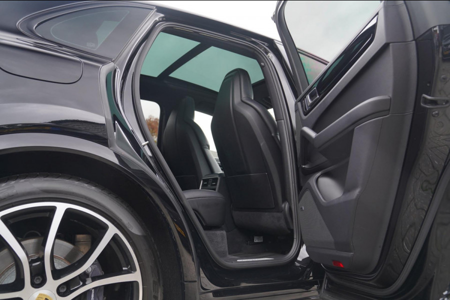 Porsche Cayenne 3.0 E-Hybrid | Sport Chrono | Bose Sound | Panorama | Luchtvering | incl BTW | Memory stoelen | Luxe leder | LED