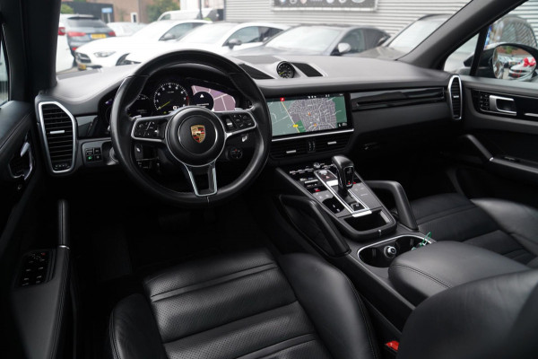 Porsche Cayenne 3.0 E-Hybrid | Sport Chrono | Bose Sound | Panorama | Luchtvering | incl BTW | Memory stoelen | Luxe leder | LED