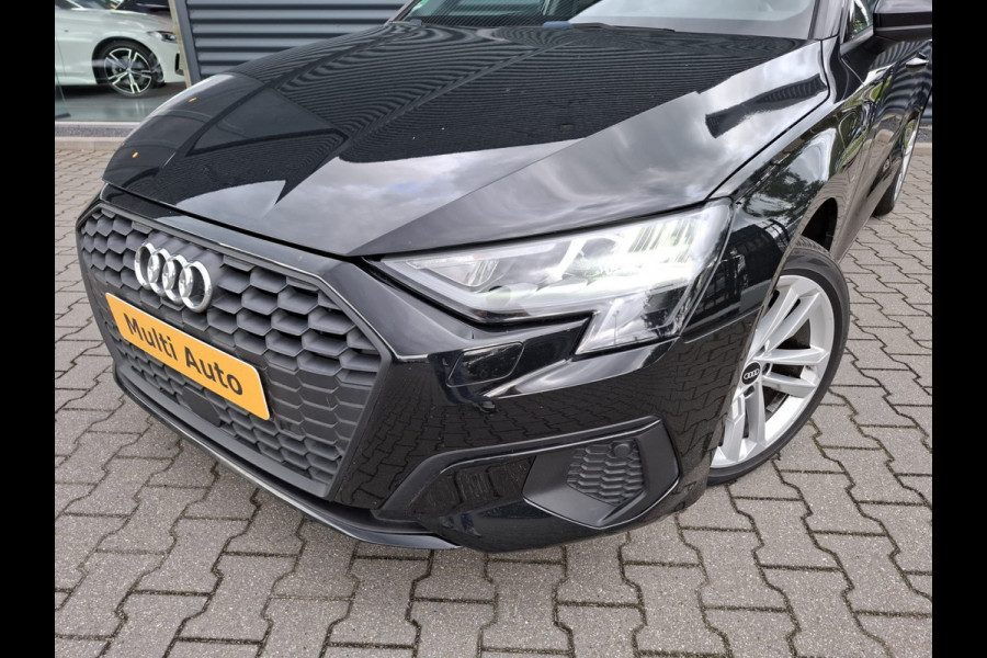 Audi A3 Sportback 40 TFSI e Edition Plug in Hybrid 204pk PHEV | Lederen Sportstoelen | Head Up | Apple Carplay | Navigatie | Camera | Cruise Control | Climate Control |