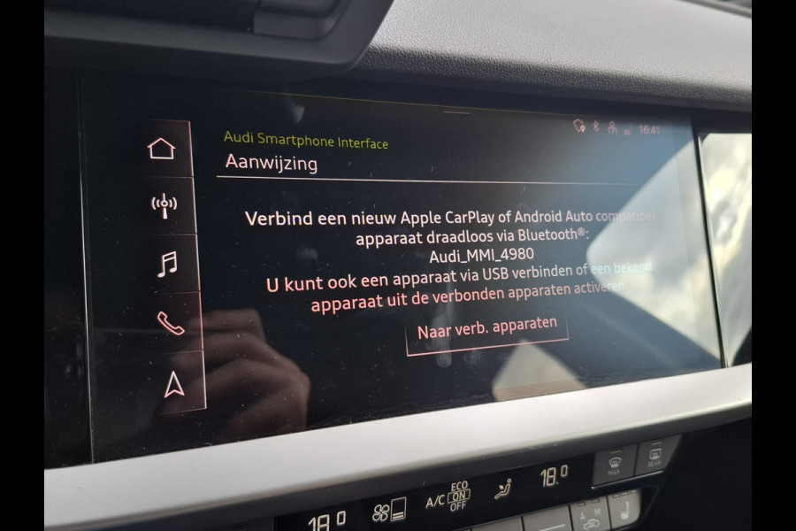 Audi A3 Sportback 40 TFSI e Edition Plug in Hybrid 204pk PHEV | Lederen Sportstoelen | Head Up | Apple Carplay | Navigatie | Camera | Cruise Control | Climate Control |