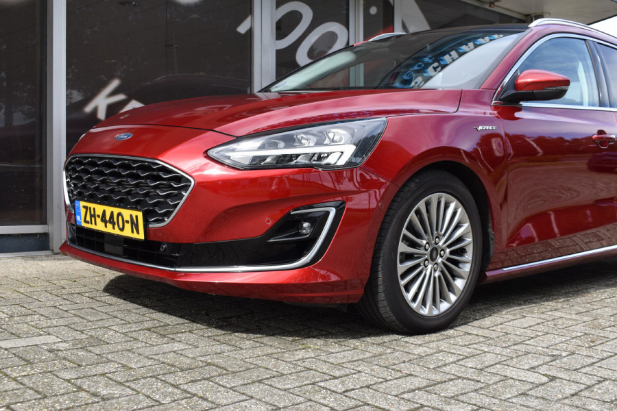 Ford FOCUS Wagon 1.5 EcoBoost Vignale / Leder / Navi / Panoramadak / Camera / Head-Up