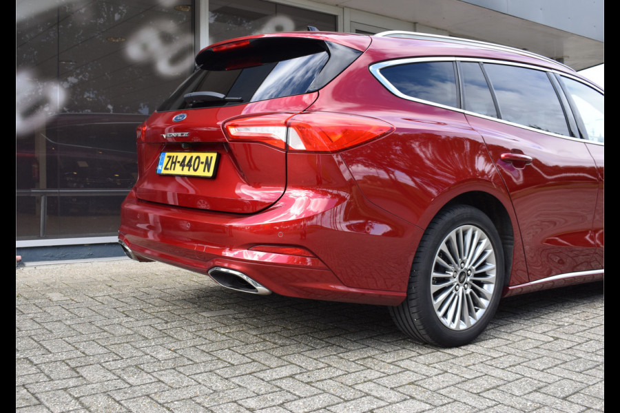 Ford FOCUS Wagon 1.5 EcoBoost Vignale / Leder / Navi / Panoramadak / Camera / Head-Up