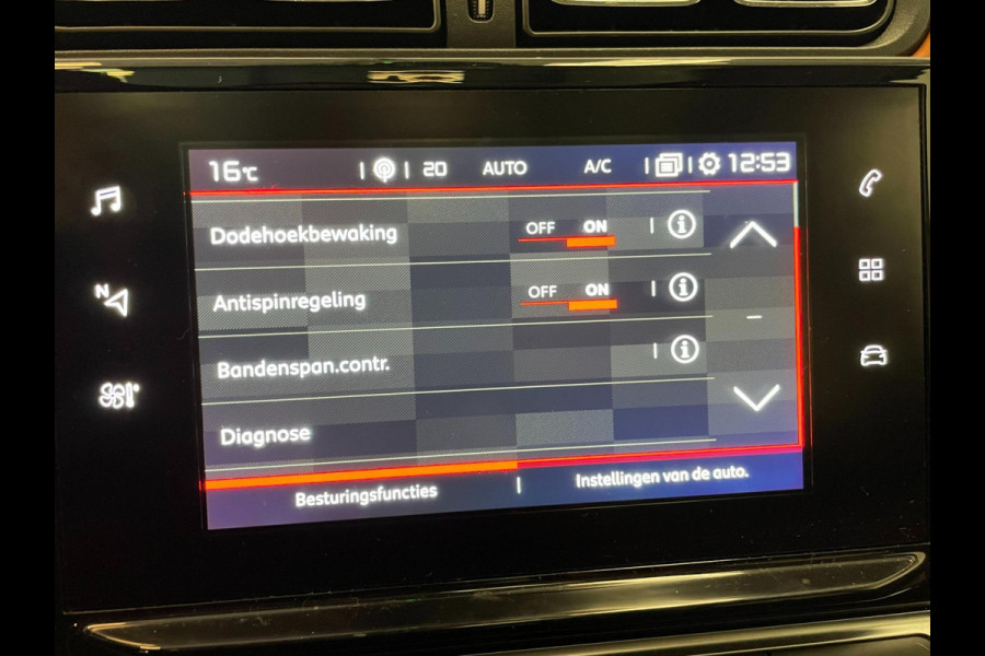 Citroën C3 1.2 PureTech Shine / Pano / Navi / CarPlay / Stoelverwarming