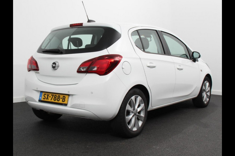 Opel Corsa 1.4 Favourite | Navigatie | Apple Carplay/Android Auto | Airco | Cruise Control | Lichtmetalen Velgen