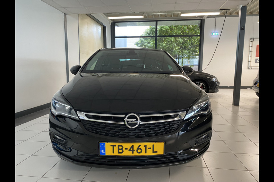 Opel Astra 1.4 Black Edition Navigatie /airco