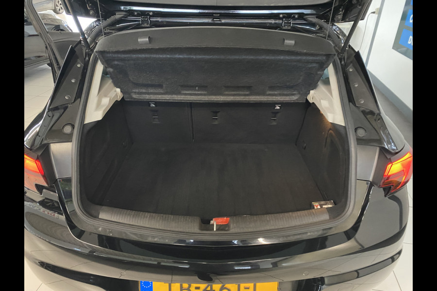 Opel Astra 1.4 Black Edition Navigatie /airco