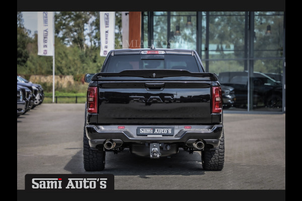 Dodge Ram 2025 LARAMIE NIGHT | 14,4 SCHERM + 10.2 INCH PASSENGER SCREEN | HURRICAN 420PK 636 Nm TWIN TURBO | PRIJS MET LPG EN COVER EN GAR DUBBELE CABINE | PICK UP | 5 PERSOONS | DC | GRIJSKENTEKEN | VOORAAD 2220 - 5039