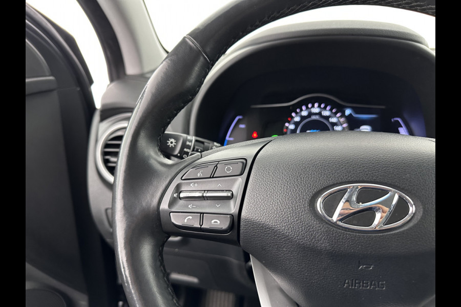 Hyundai Kona EV Premium 64 kWh (INCL-BTW) *VOLLEDER | HEAD-UP | FULL-LED | NAVI-FULLMAP | DAB | ADAPTIVE-CRUISE | KRELL-AUDIO | KEYLESS | CAMERA | BLIND-SPOT | LANE-ASSIST | VIRTUAL-COCKPIT | COMFORT-SEATS | 17''ALU*