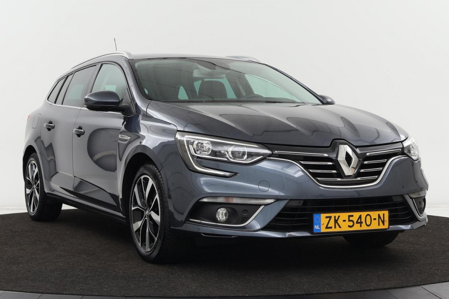 Renault Mégane 1.3 TCe Bose | Trekhaak | Camera | Carplay | Navigatie | Keyless | Half leder | Dodehoek detectie | Cruise control | Climate control