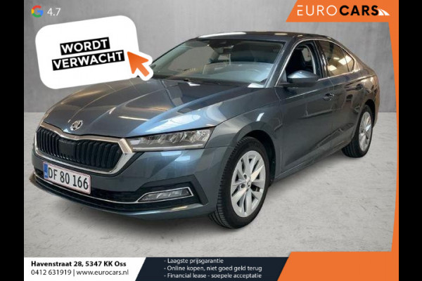 Škoda Octavia 1.0 e-TSI 110pk DSG Style | Navigatie | Apple Carplay/Android Auto | Climate Control | Adaptive Cruise Control | Dab | Voorstoelen verwarmd | Lichtmetalen Velgen