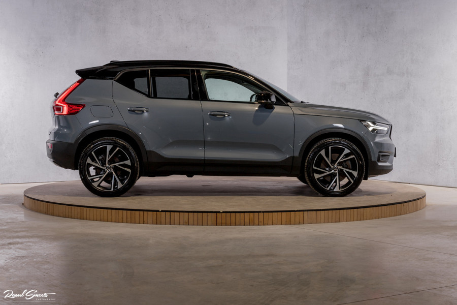 Volvo XC40 1.5 T5 Recharge R-Design | Panorama | Adaptive cruise | 360 camera |