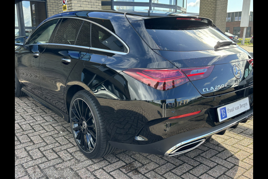 Mercedes-Benz CLA-Klasse Shooting Brake 250e Hybrid AMG Styling-PANORAMA-CAMERA-TREKHAAK-SFEER-COMPLEET