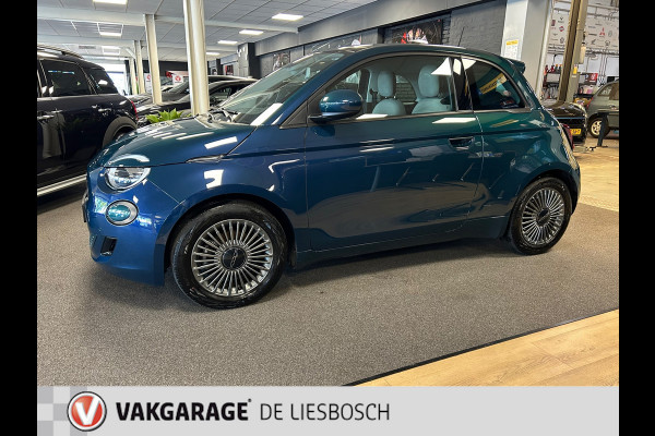 Fiat 500E Icon 42 kWh / Airco / camera / elektrisch bedienbaar Panoramadak / Navigatie / subsidie €2000,-