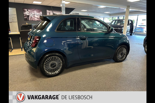 Fiat 500E Icon 42 kWh / Airco / camera / elektrisch bedienbaar Panoramadak / Navigatie / subsidie €2000,-