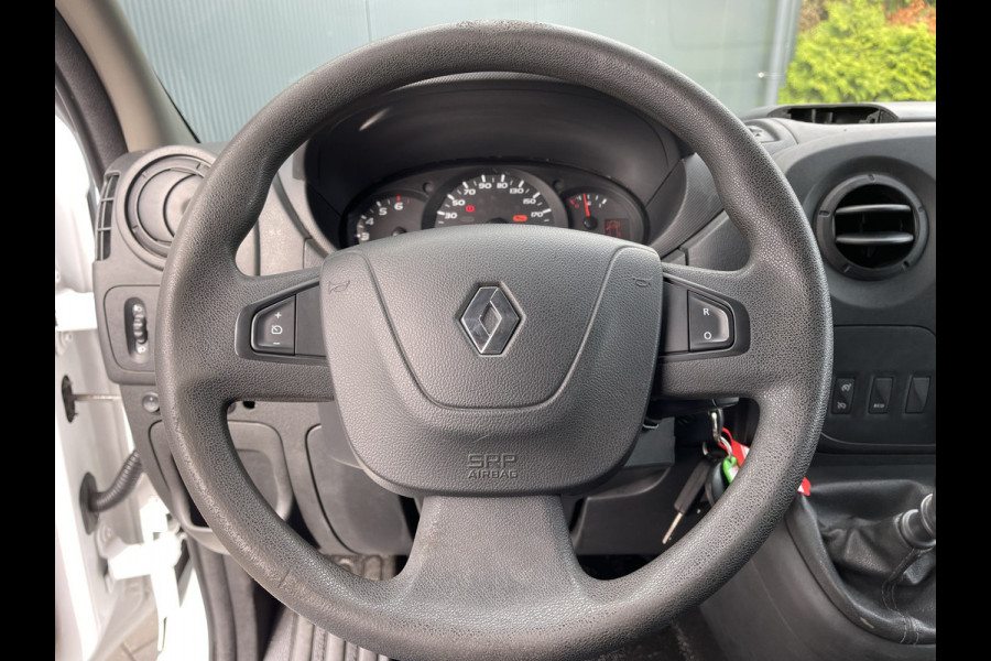 Renault Master 2.3 dCi 131 PK / L2H2 / AIRCO / CRUISE / TREKHAAK / NIVEAU REGELING