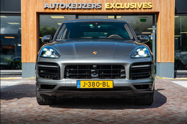 Porsche Cayenne 3.0 E-Hybrid Keramisch Panoramadak Softclose Sportchrono Trekhaak Elec. 21" LMV