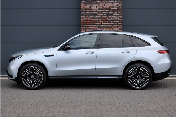 Mercedes-Benz EQC 400 4-MATIC AMG Line 80 kWh | ex BTW €47.500,- | Schuifdak | Distronic+ | Keyless Go | Surround Camera | Advanced Sound System | Multibeam LED | Air-Balance-pakket | Rijassistentiepakket |