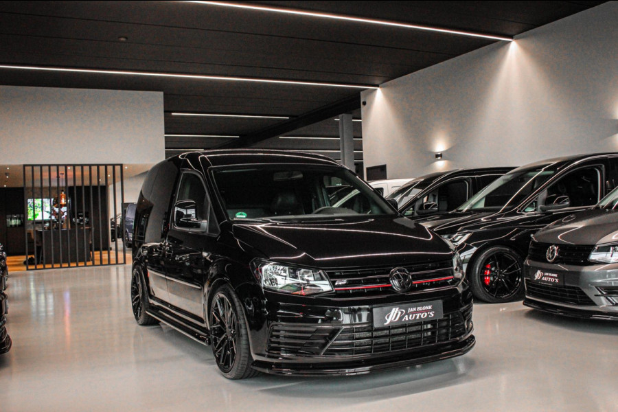 Volkswagen Caddy 2.0 TDI 185PK R_EDITION / TREKHAAK / LEDEREN BEKLEDING / SIDE BARS / BLACK EDITION / APPLE CARPLAY / TREKHAAK