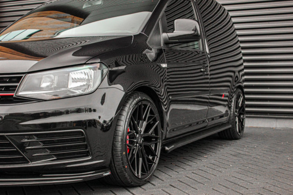 Volkswagen Caddy 2.0 TDI 185PK R_EDITION / TREKHAAK / LEDEREN BEKLEDING / SIDE BARS / BLACK EDITION / APPLE CARPLAY / TREKHAAK