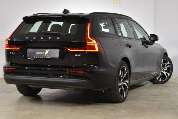 Volvo V60 B3 177PK Automaat Essential Edition / Driver assist / Climate pack / Lederen bekleding / 18 inch velgen