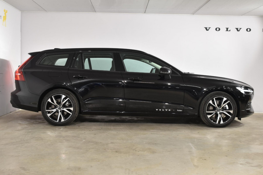 Volvo V60 B3 177PK Automaat Essential Edition / Driver assist / Climate pack / Lederen bekleding / 18 inch velgen