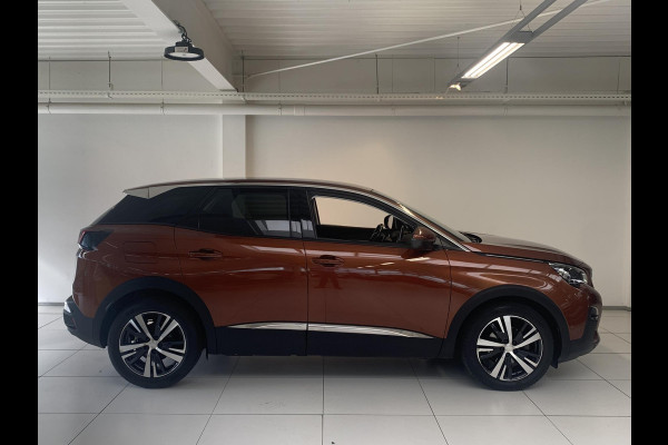 Peugeot 3008 1.2 PureTech Active Automaat | Leer | Memory | Stoelverwarming | Afneembare trekhaak | Navigatie