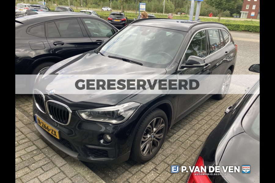 BMW X1 sDrive18i Executive 140pk/103kW Automaat