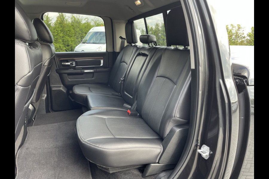 Dodge Ram 1500 5.7 V8 400 PK 4x4 / LARAMIE CREW CAB / LUCHTVERING / LPG / 1e EIG. / LEER / CAMERA / TREKHAAK / 3500 KG AHG