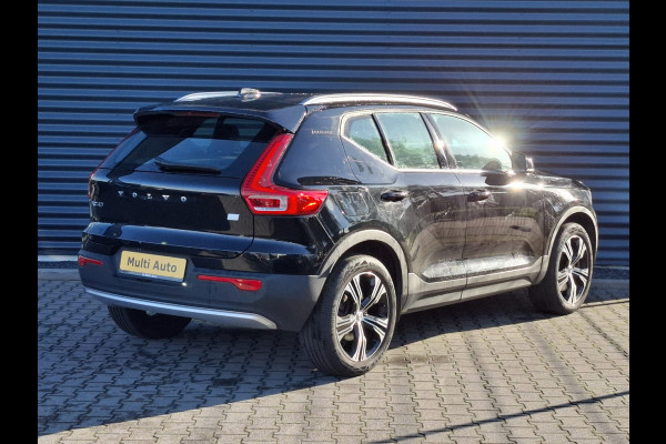 Volvo XC40 T5 Recharge R-Design Plug in Hybrid 261pk PHEV | Panodak | Lederen Sportstoelen | Pilot Assist | Adaptive Cruise | Apple Carplay | Navigatie | Camera | DAB |