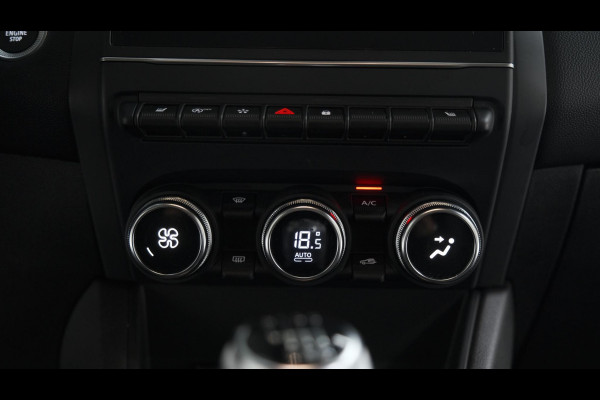 Renault Captur TCe 90 Techno | Camera | Navigatie | Pack Winter | Apple Carplay