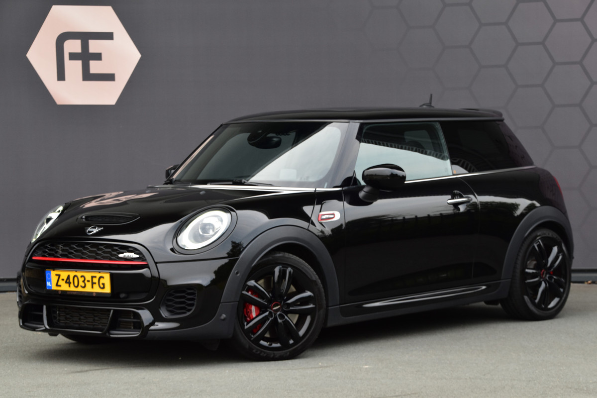 MINI 2.0 John Cooper Works BTW AUTO | ADAPTIVE CRUISE CONTROL | DEMPER DELETE | STOELVERWARMING | SPORTSTOELEN | VOORUITVERWARMING | HEAD UP | PANORAMADAK