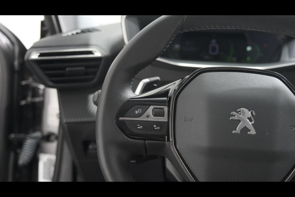 Peugeot 2008 PureTech 130 EAT8 Allure Pack | Camera | Adaptieve Cruise Control | Parkeersensoren | Apple Carplay