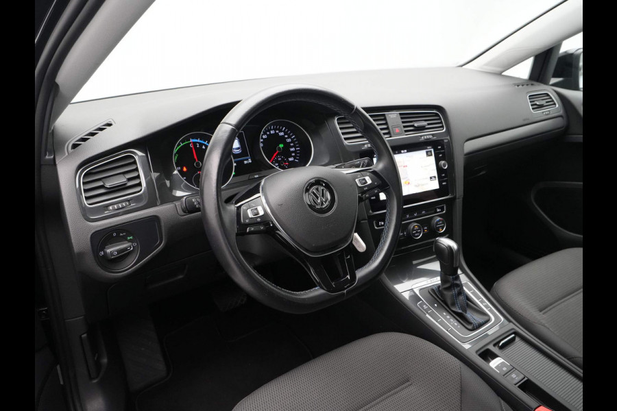 Volkswagen e-Golf E-DITION (Ex 2.000,- Subsidie) Navigatie Clima Pdc Led 32