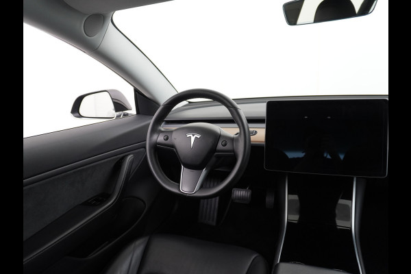 Tesla Model 3 SR+60kWh 325PK AutoPilot FSD.vb Leer PanoDak Adaptive cruise 18" Camera's Elektr.-Stuur+Stoelen+Spiegels+Geheugen+Easy-Entry+Ver Ecc Navigatiesysteem full map LED-a+v Comfortstoel(en) ACC Dual-ECC DAB Voorverwarmen interieur via App Keyless via Telefoonsleutel One-Pedal-Drive Origin. NLse auto !