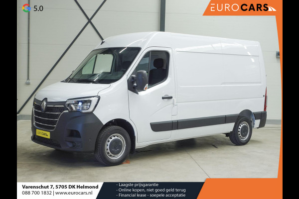 Renault Master T33 2.3 dCi 135 L2H2 Airco Cruise control Parkeersensoren Navigatie Trekhaak