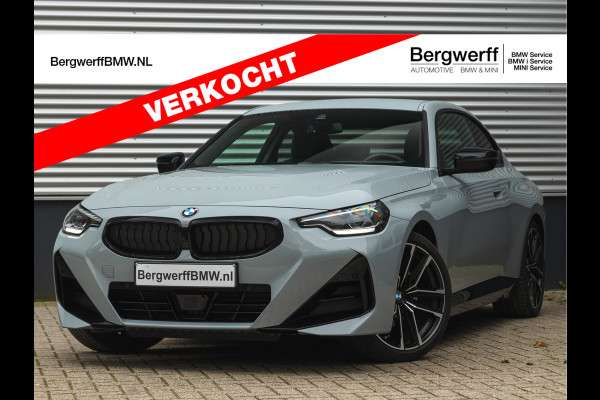 BMW 2 Serie Coupé 220i M-Sport - Widescreen - Camera - Stuurwiel Verwarmd - Hifi - Shadowline