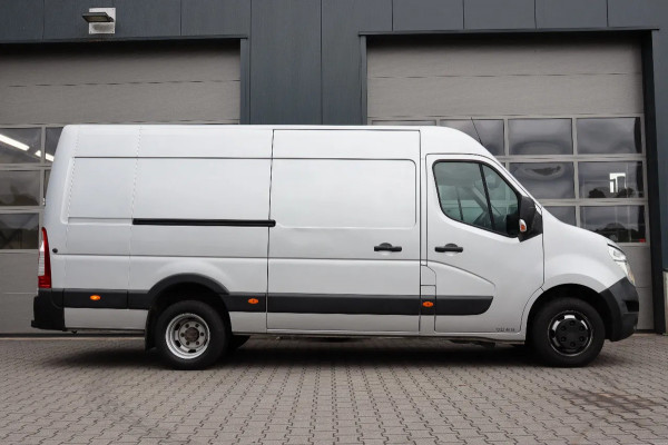 Nissan NV400 2.3 DCi 165PK L3H2 l DUBBEL LUCHT l 3500KG TREKGEWICHT l NAVI l AIRCO