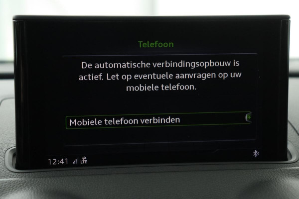 Audi A3 35 TFSI Advance Sport | Stoelverwarming | Carplay | Half leder | Full LED | Navigatie | Sportstoelen | PDC | S-Line