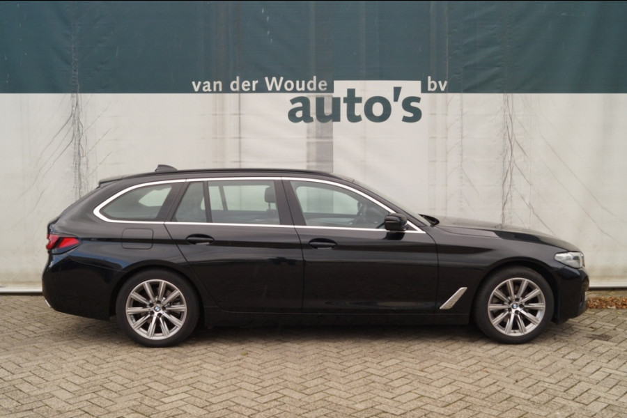 BMW 5 Serie Touring 520i Business Edition Plus -LEER-NAVI-ECC-